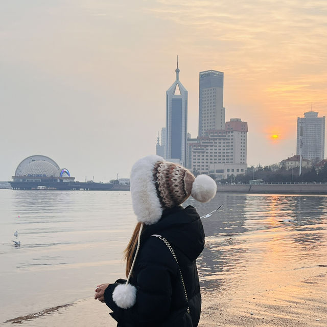 Seagulls and Sunset at Zhanqiao Pier 🧡 