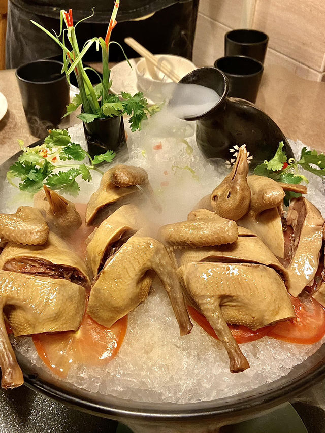 澳門本地人私藏！老牌大排檔吃正宗懷舊粵菜🔥
