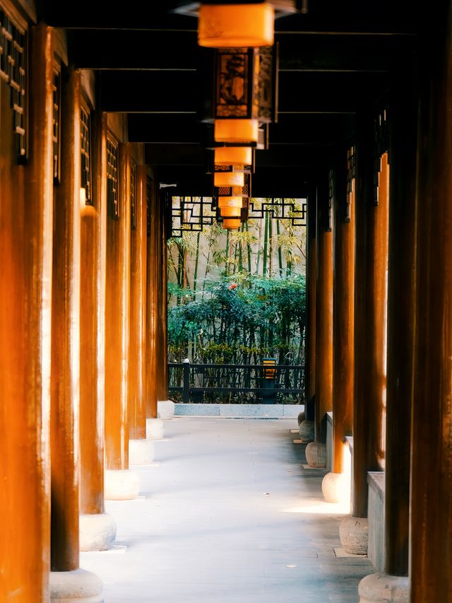 探秘南昌繩金塔：千年古韻鎮江城