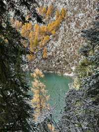 川西秘境：瑪嘉溝10月進階賞秋登頂指南