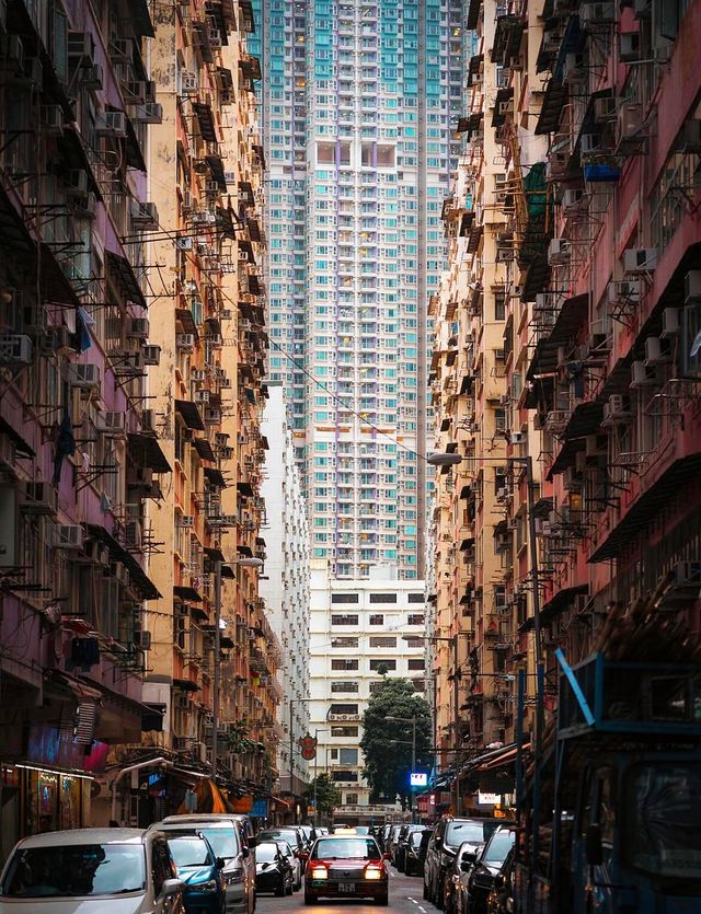 香港街頭|深夜霓虹下的魔幻現實 香港街頭|深夜霓虹下的魔幻現實