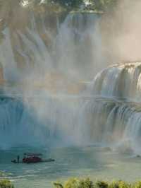 邊境線上會唱歌的瀑布