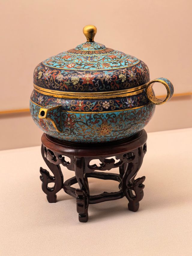 探秘上博隱藏寶藏掐絲琺瑯器展 探秘上博隱藏寶藏掐絲琺瑯器展