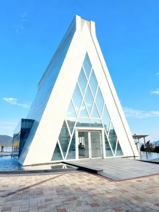 European-style Town Discovery Bay Christmas Guide Free Ferry Ride Guide