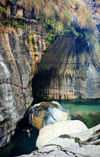 Незабываемое приключение в Омане | Экстремальные горные дороги и скрытые каньоны, один день в стране богов: Вади