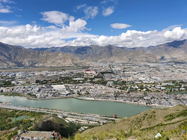 藏地絕美山河全景