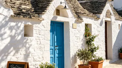 ฉันพบเมืองเทพนิยายสีขาวในอิตาลีตอนใต้ 🇮🇹 — traveler post in ปูลยา