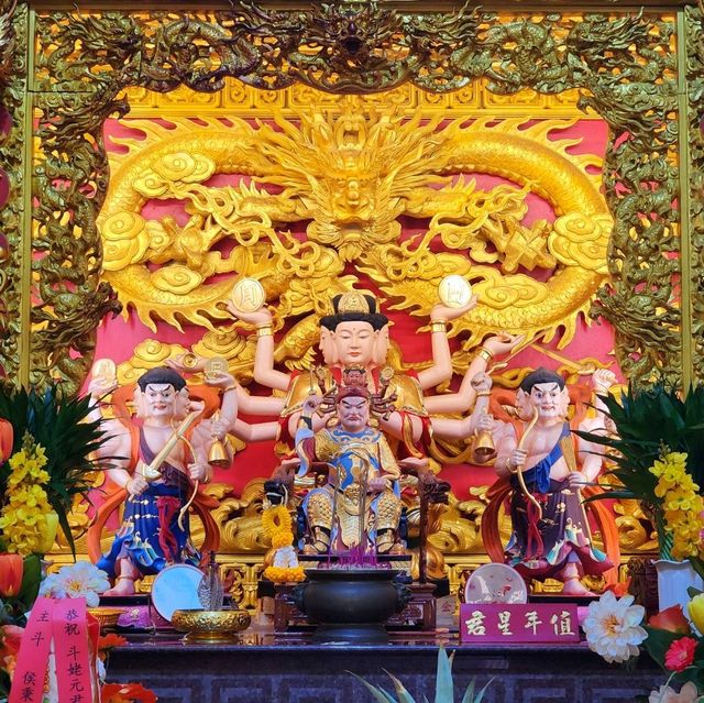 ศาลเจ้ามูลนิธิธรรมกตัญญู หรือ วัดธรรมกตัญญู