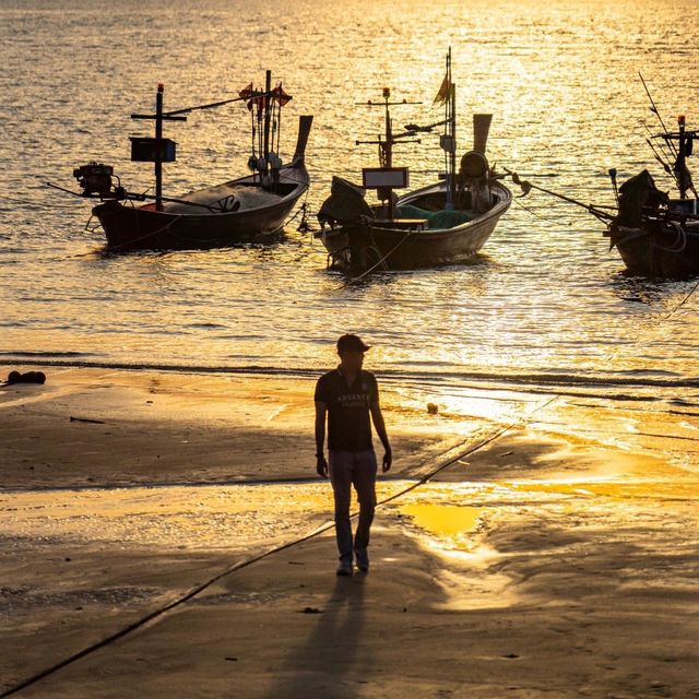 หาดในยาง หาดสวยใกล้สนามบินภูเก็ต