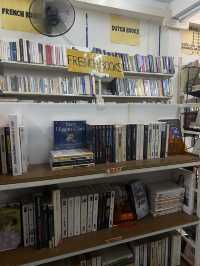 แนะนำ “ร้านหนังสือต่างชาติมือสอง” ที่ถนนข้าวสาร