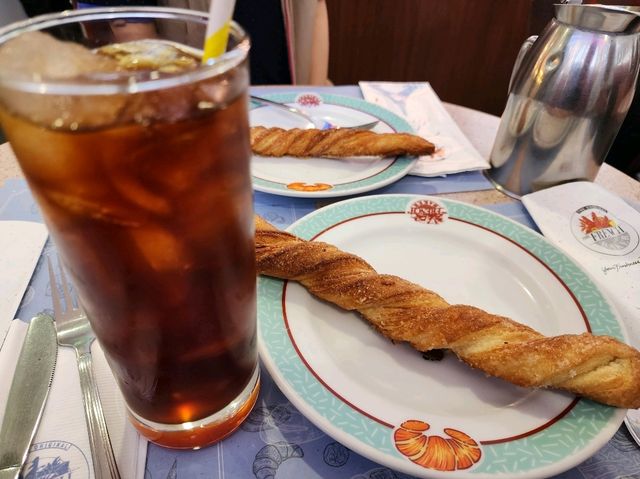 빵은 사랑이죠!! SM 라낭 몰 사랑하는 빵이 모여 있는 곳 "THE FRENCH BAKERY"
