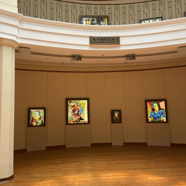 「巴勃羅・ 畢加索：玻璃畫像」展覽
