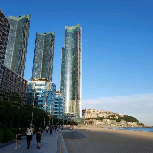 The beach in the city, Haeundae Beach