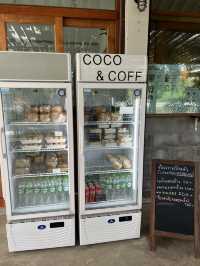 Coco&coff คาเฟ่ร่มรื่น กลางสวนมะพร้าว