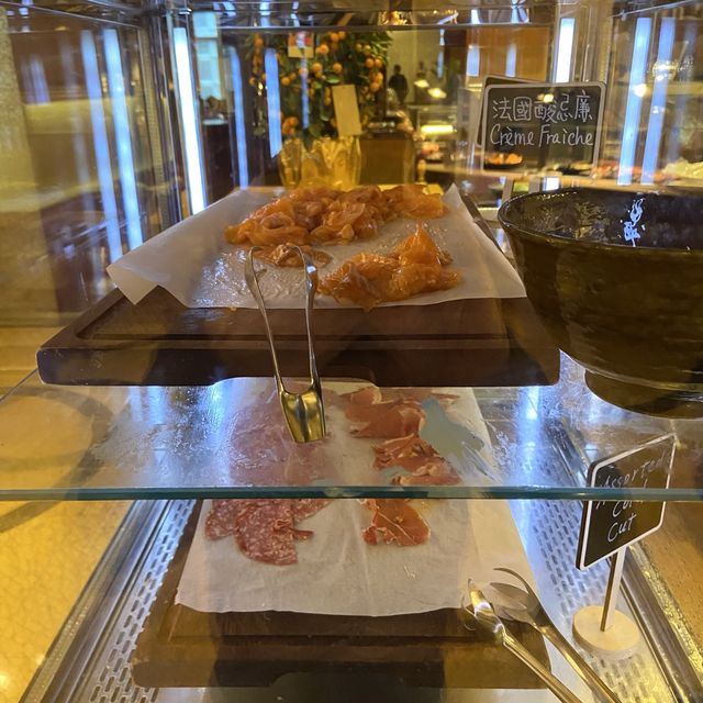 選擇極豐富的自助早餐