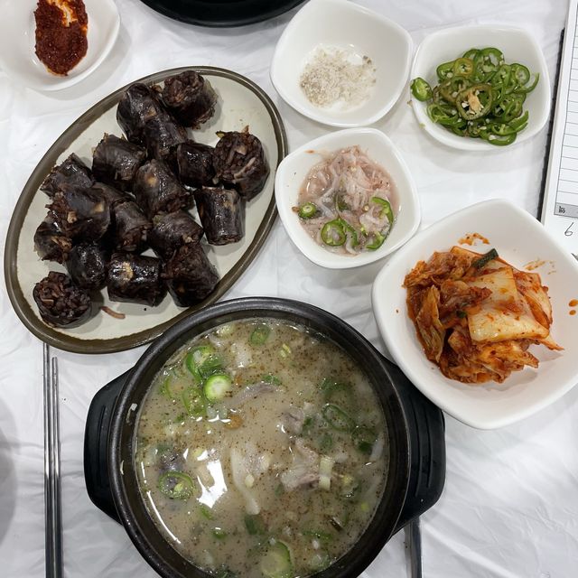 단양 특산물이 들어간 국밥 마늘순대국밥