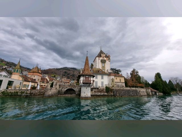 A leisure afternoon cruise on Lake Thun 🚢