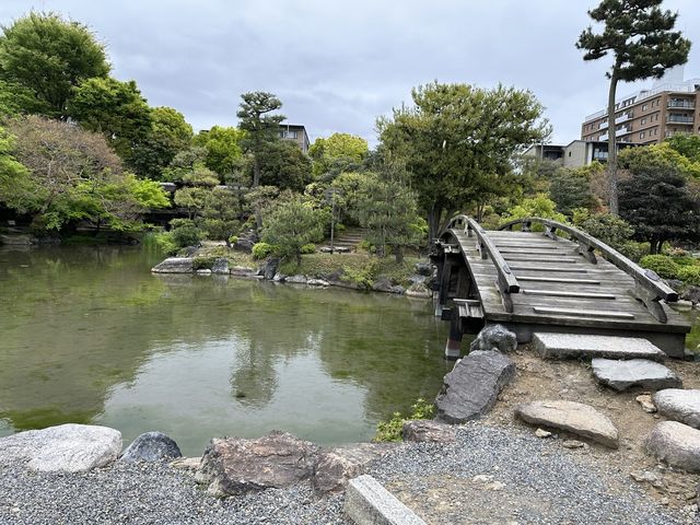 光源氏ゆかりの地 渉成園