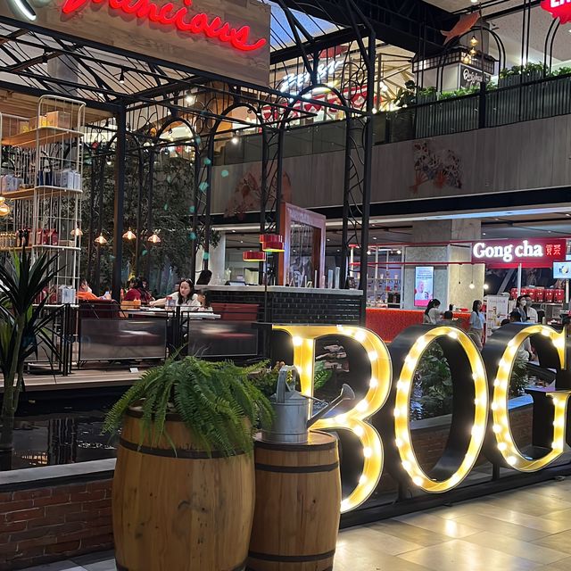 Pakuwon City Mall內的Food Society
