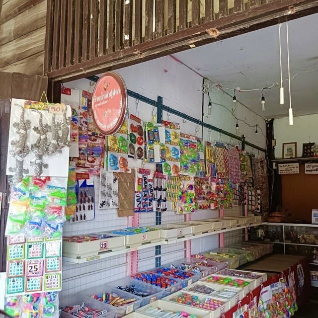 พาเที่ยวตลาดน้ำอโยธยาวันหยุด🛶🌊🍩