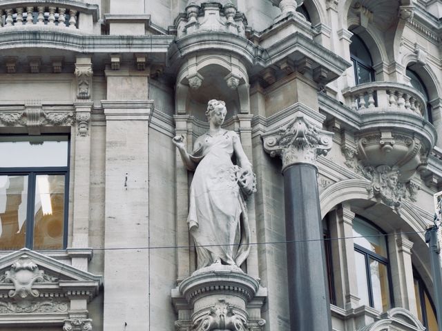 Dazed in Antwerp, the Diamond District