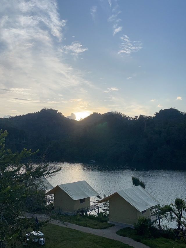 Moon Lake มูนเลค รีสอร์ท 🌖