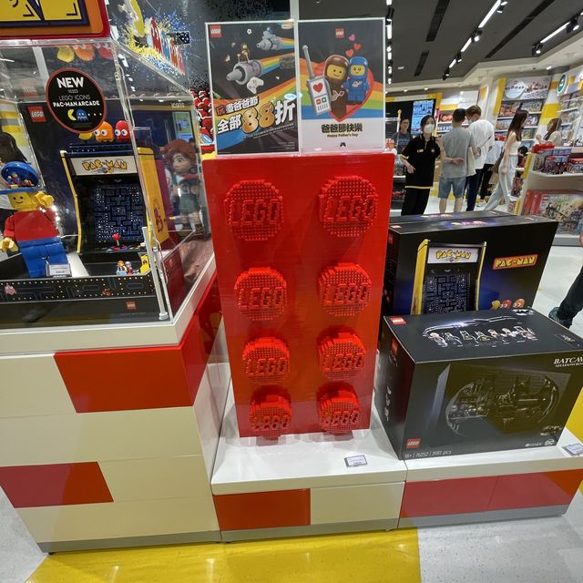 LEGO SHOPS 👾🤖🤡