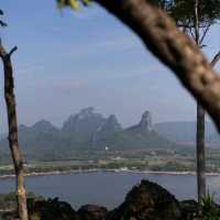ภูซับเหล็ก ขึ้นเขาแค่ 400 เมตรแต่วิวหลักล้าน