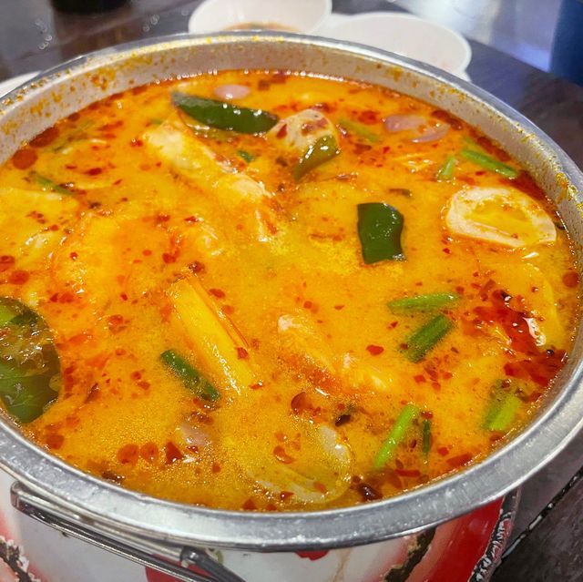 เที่ยวพัทยา ทานร้านปูเป็น ซีฟู้ดชื่อดังริมทะเล