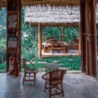 กระท่อมแห่งความสุข สะปัน