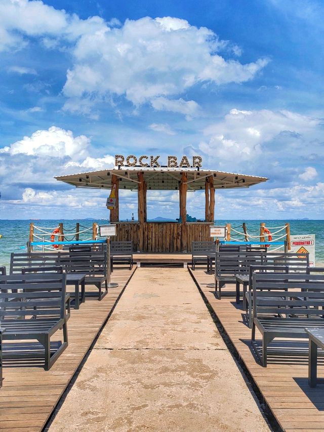Rock Bar in Batam, Indonesia 
