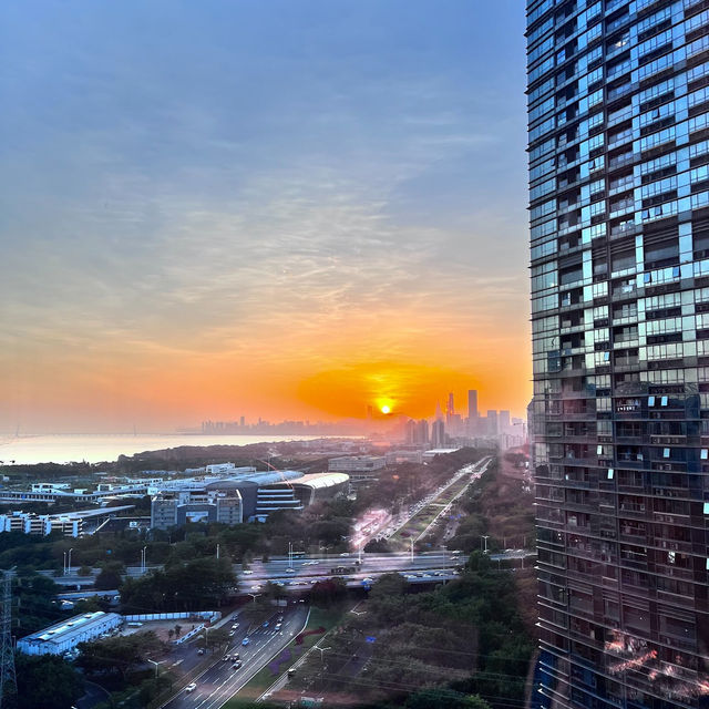 深圳東海朗廷酒店：高端豪華，一流服務