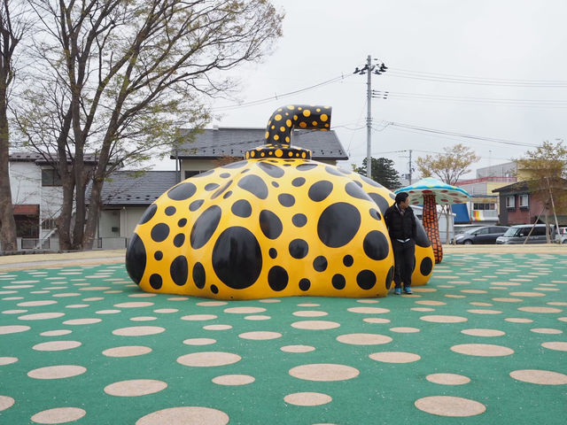 青森十和田市現代美術館