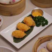 飲茶：創新點心，鴿吞鳳梨，四川擔擔湯麵