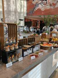 Eastin Hotel Penang offers a sumptuous seafood buffet
