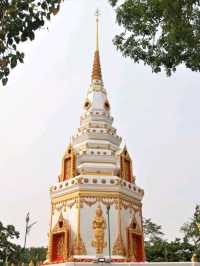 พระธาตุวันพุธกลางวัน พระธาตุมหาชัย