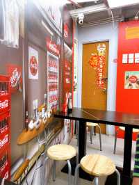 Famous Hing Kee Claypot Rice in Hong Kong