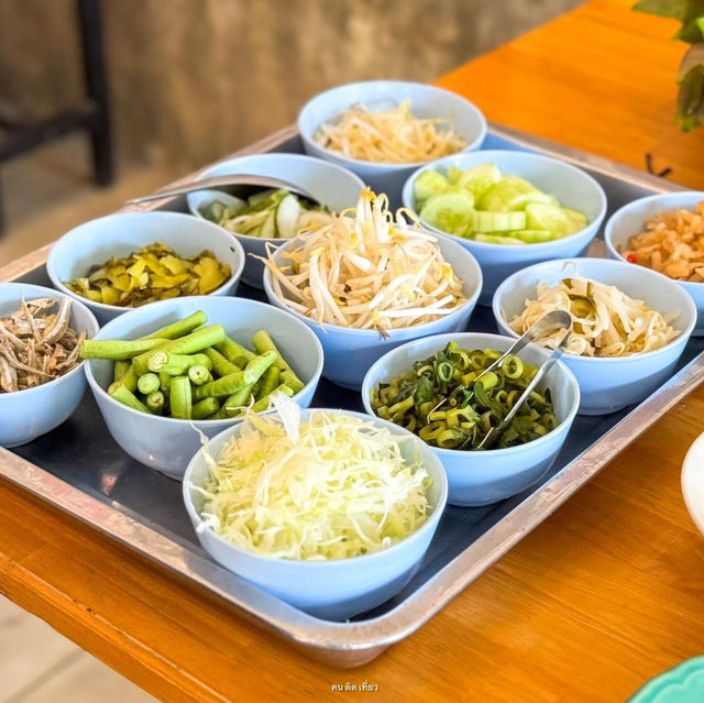 ร้านเด็ดภูเก็ต ขนมจีนสะพานหิน