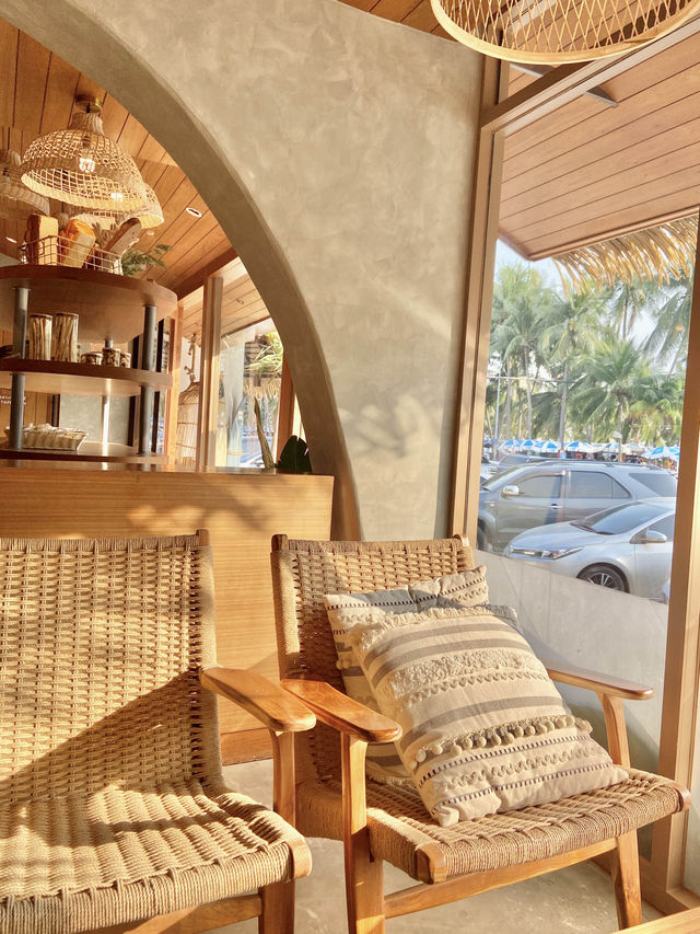 Aloha Beach Cafe