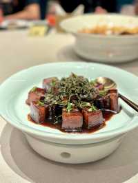【南京】絨春·金陵茶宴：品嘗精致優雅的金陵菜，蘇菜四大代表菜系之一