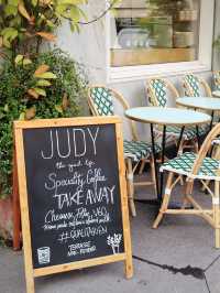 【フランス｜パリ】外観が可愛すぎる、オシャレカフェ🇫🇷JUDY