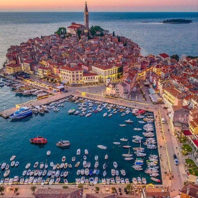 Explore Rovinj: Croatia's Coastal Gem 🌊