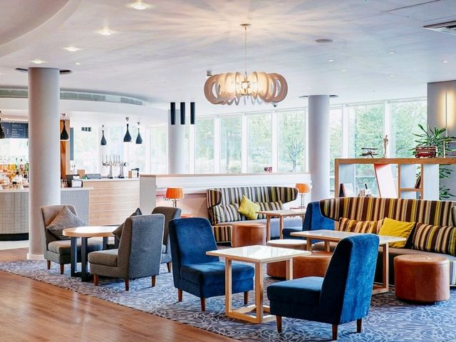 ✨ Stay at Holiday Inn London West