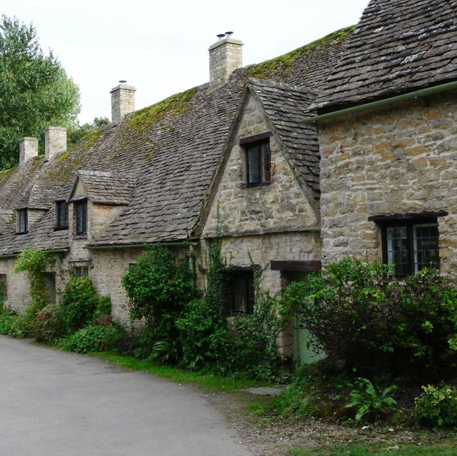 Bibury Village 