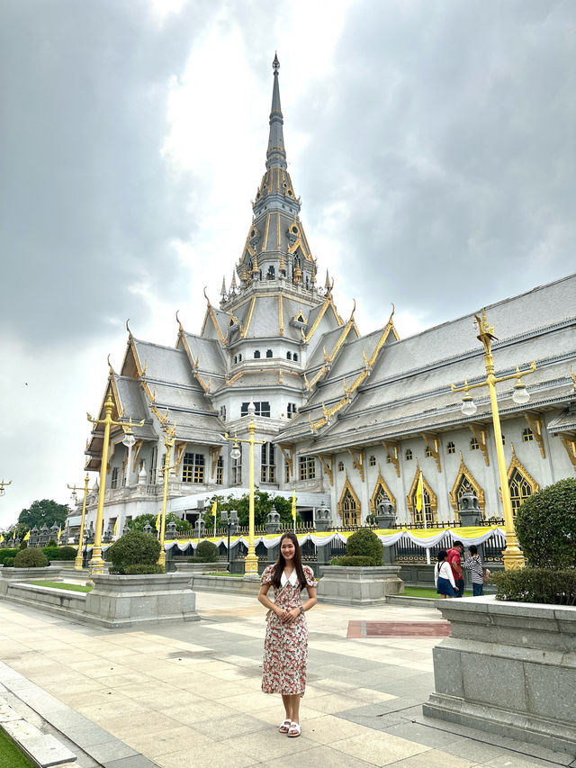ไหว้พระ ขอพรที่วัดหลวงพ่อโสธร ปังๆ เฮง 🙏🏻