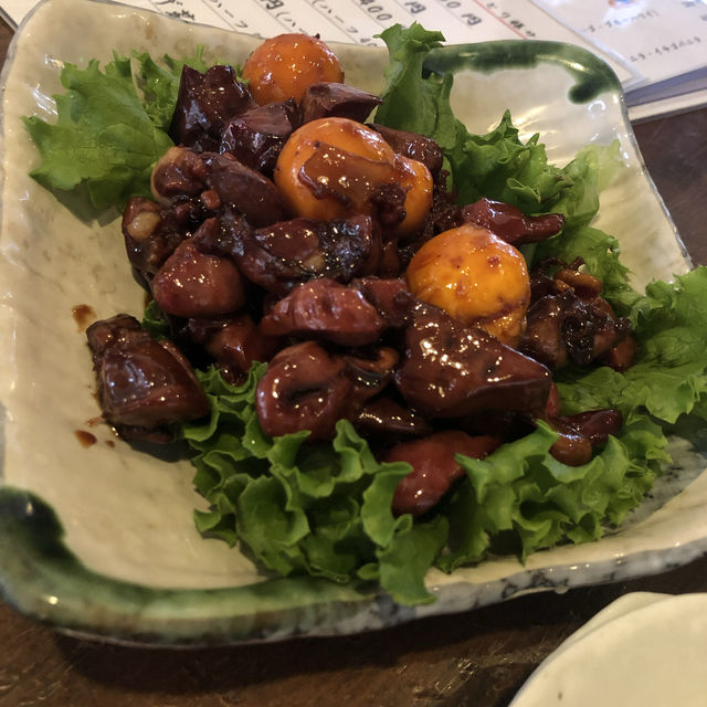「山梨名物　鶏もつ煮」