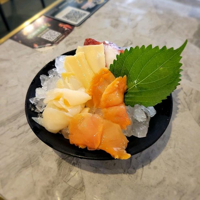 日泰美食之選😚泰式燒蠔🦪松葉蟹杯🦀美味