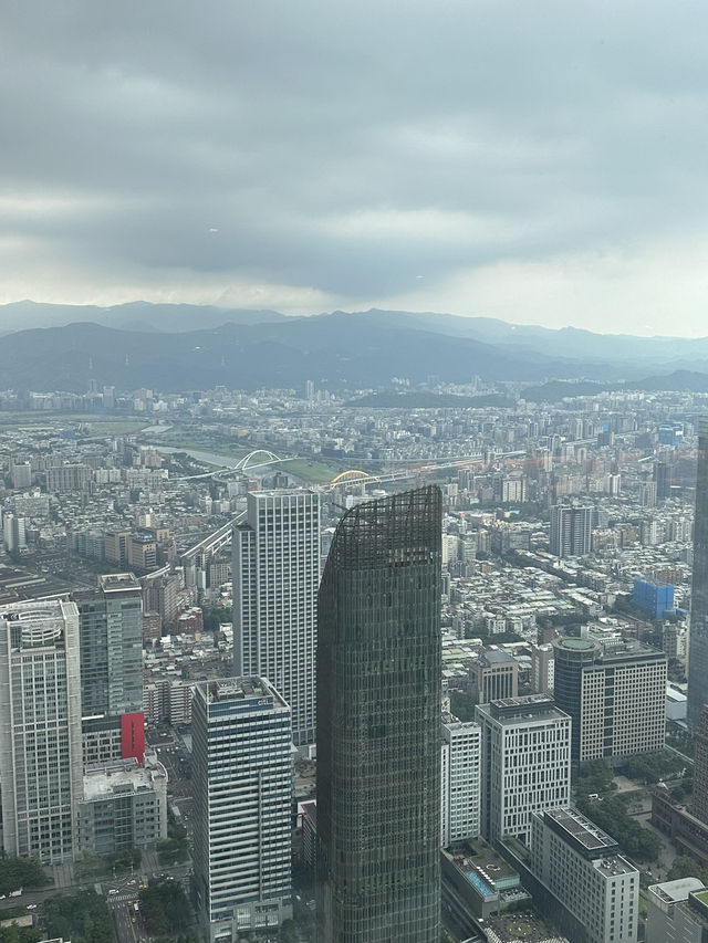타이베이101 고층뷰가 환상적인 카페🏙️Simple Kaffa
