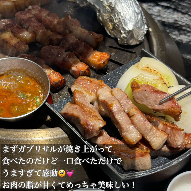 韓国/ソウル【広蔵市場】サムギョプサル