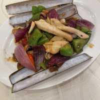 酒樓有很多抵食孖寶